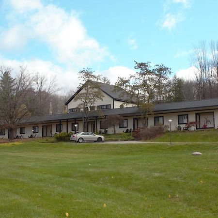Motel Stanford House Manchester Center Exterior foto